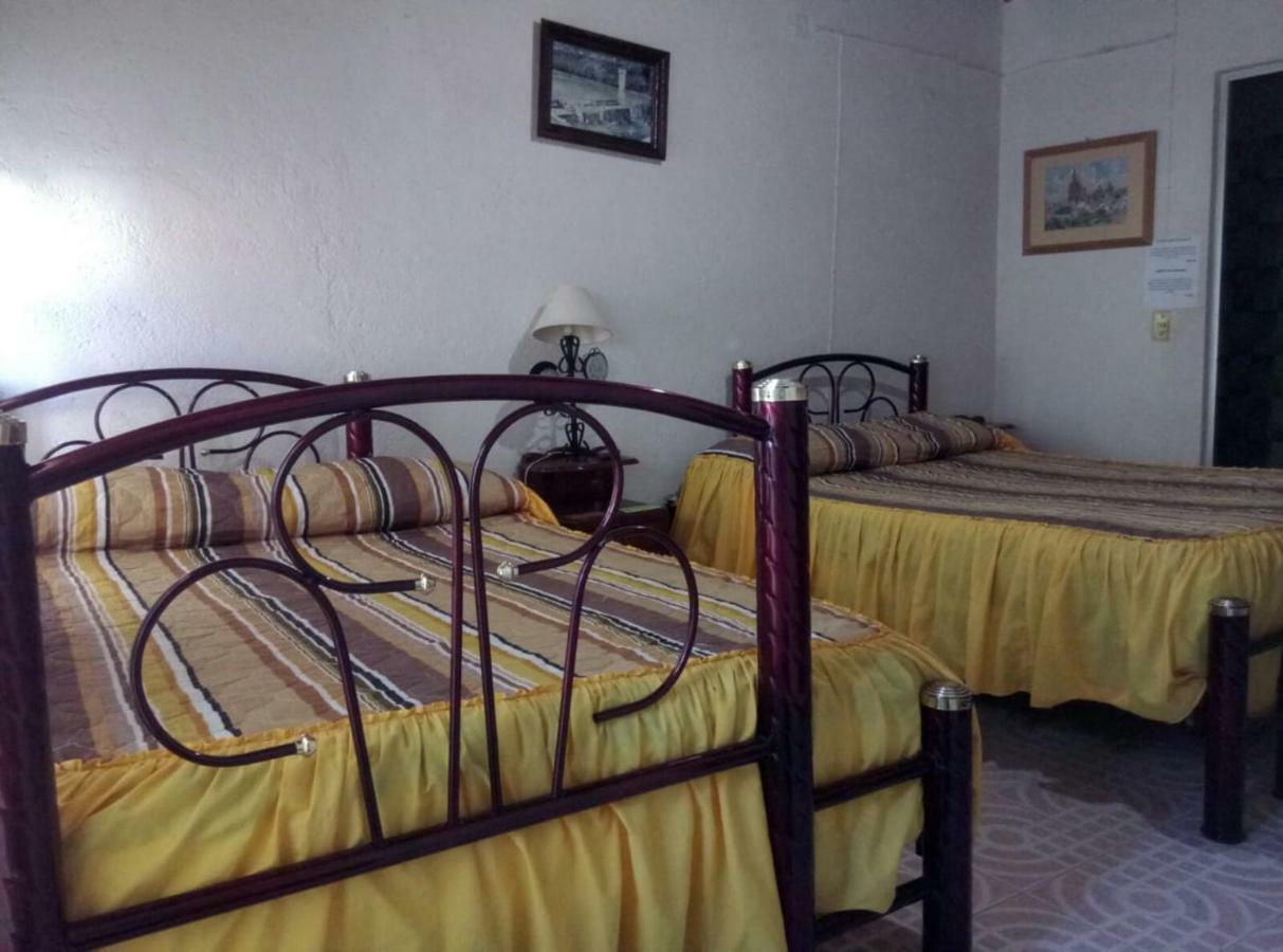 Хостел Casa Bertha Гуанахуато Екстер'єр фото